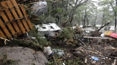 美国德州洪灾死亡人数上升到24人 失踪儿童仍下落不明